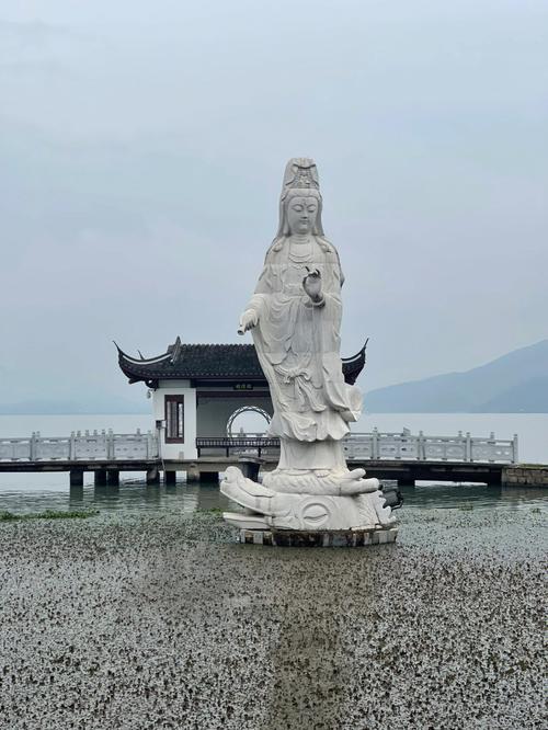 宁波东钱湖小普陀景区（宁波东钱湖小普陀景区简介）