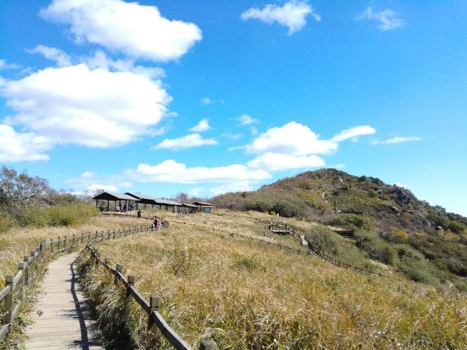 白草畔自然风景区攻略_白草畔风景区旅游攻略