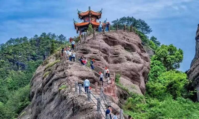 连城冠豸山_连城冠豸山一日游攻略